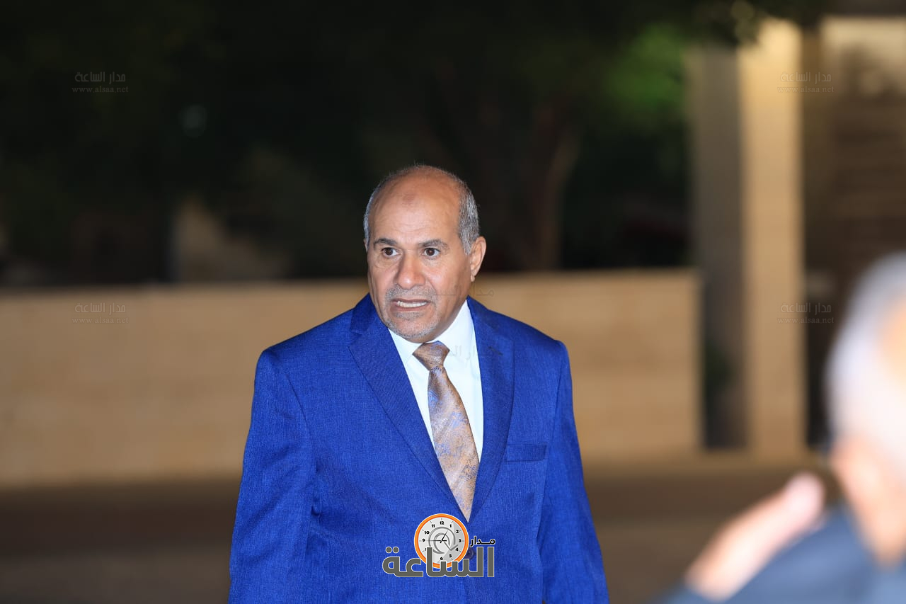 Madar Al-Saa Images 0.9846288799557507