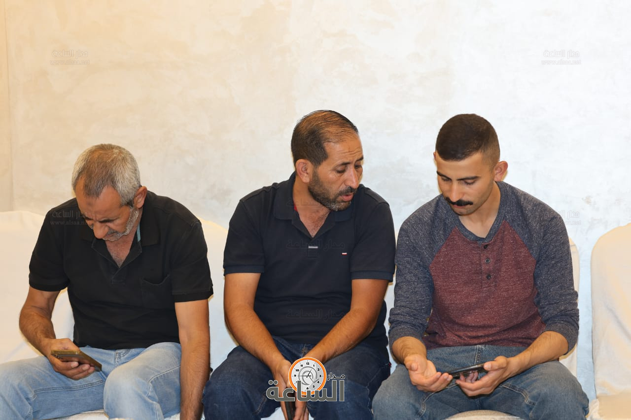 Madar Al-Saa Images 0.19291788022656764