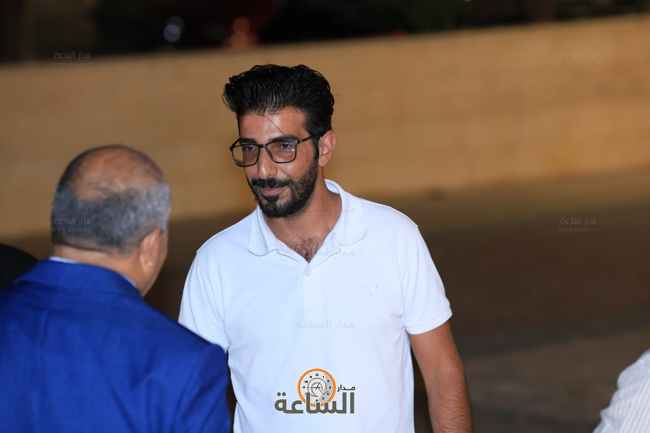 Madar Al-Saa Images 0.9556453530382354