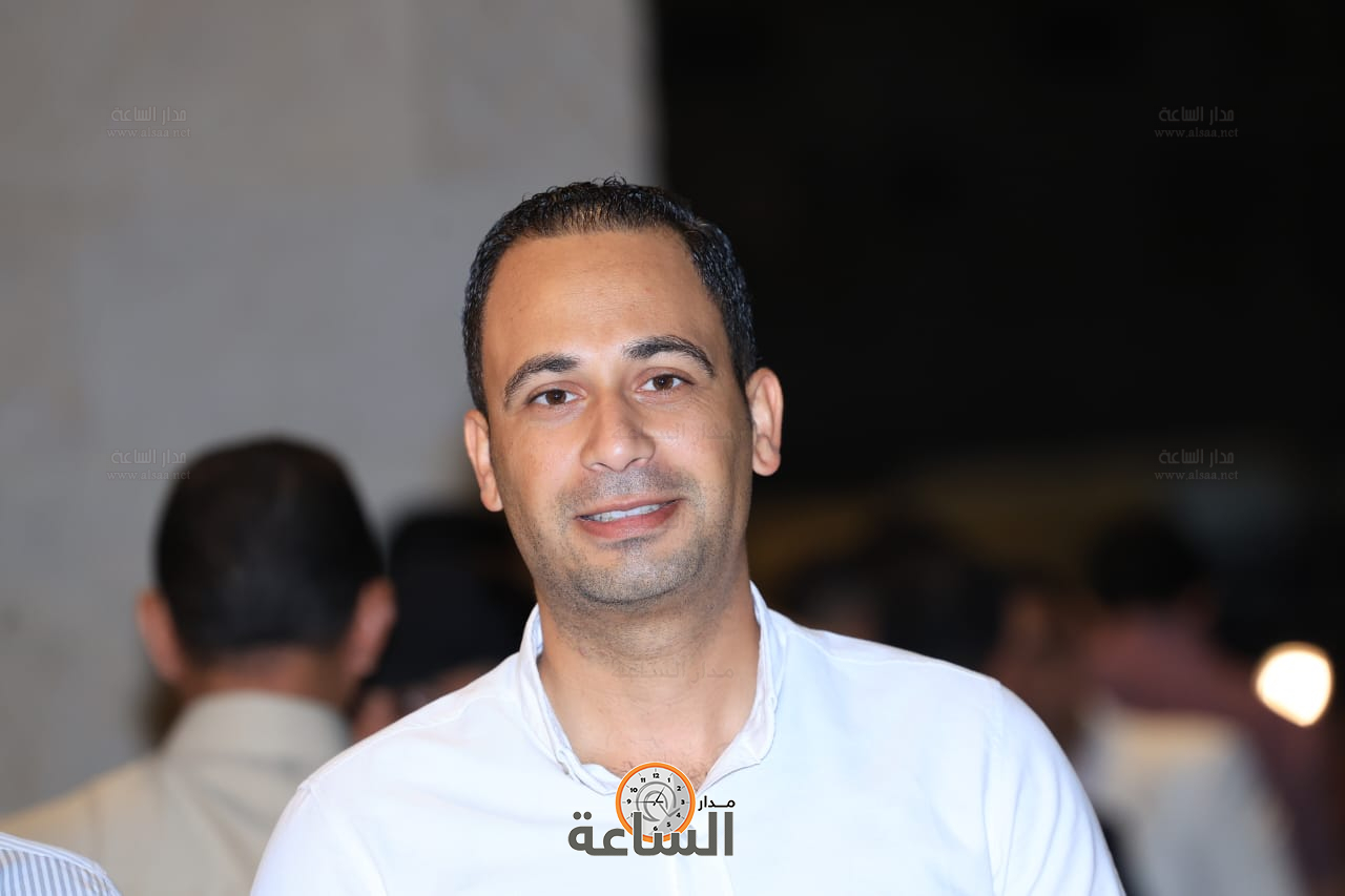 Madar Al-Saa Images 0.9698775562181675