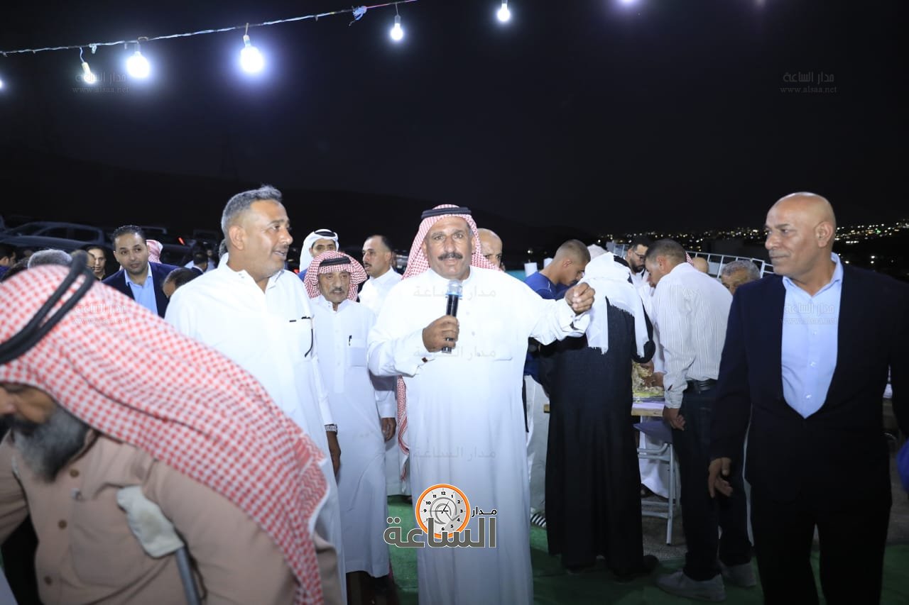 Madar Al-Saa Images 0.07830596417283797