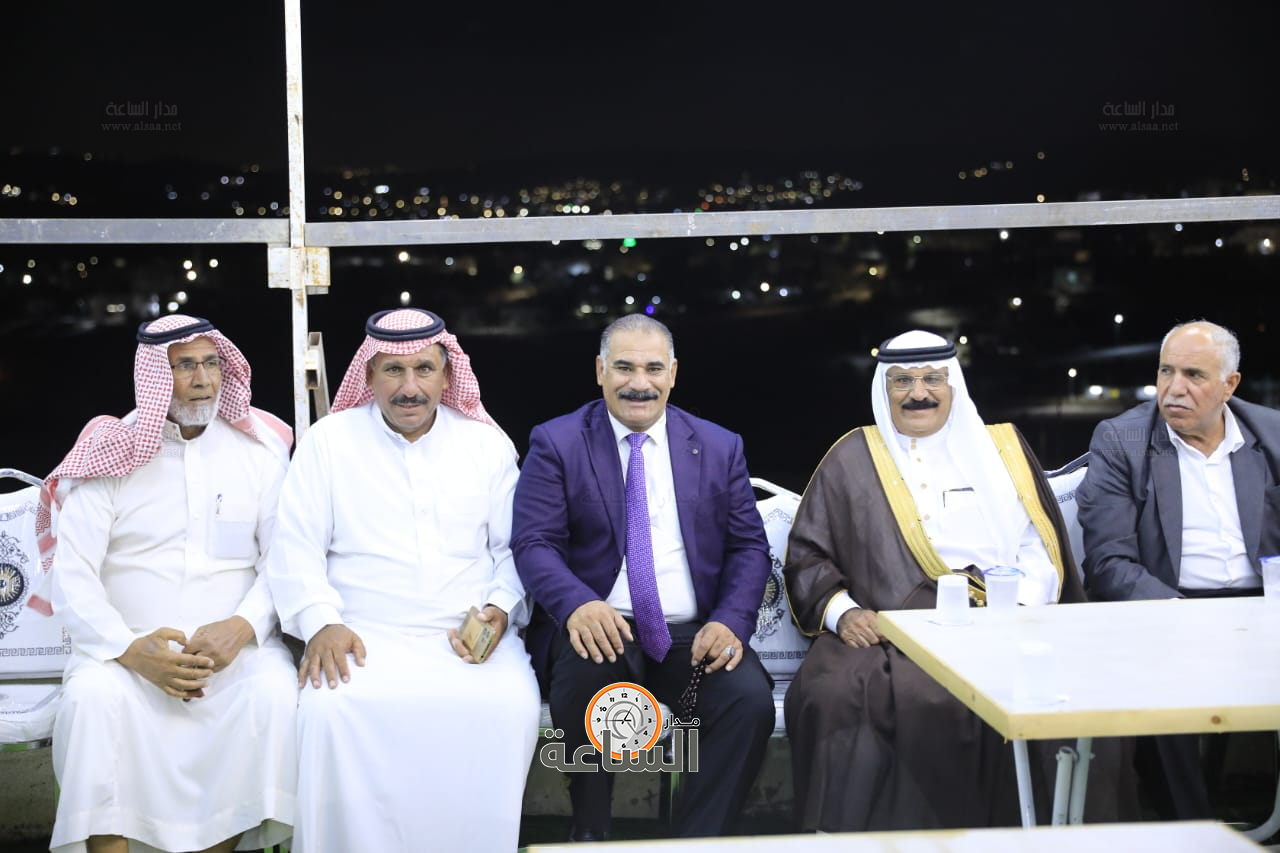 Madar Al-Saa Images 0.9853709646549224