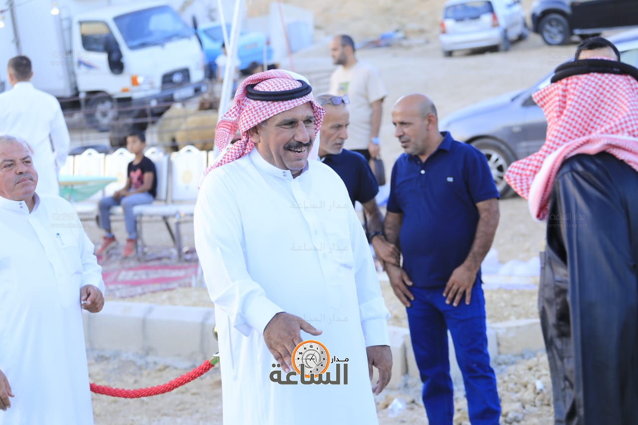 Madar Al-Saa Images 0.11254166940423227