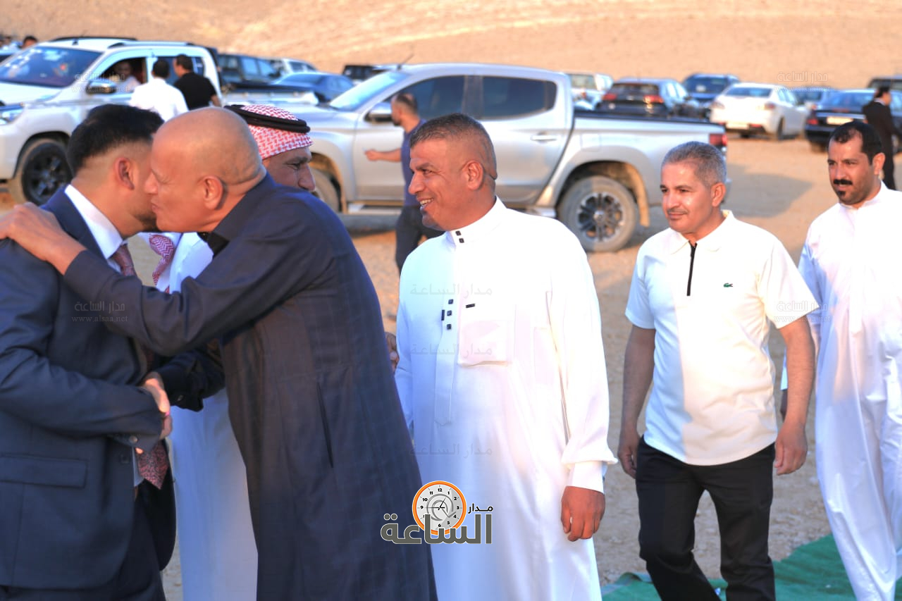 Madar Al-Saa Images 0.07013348019941179