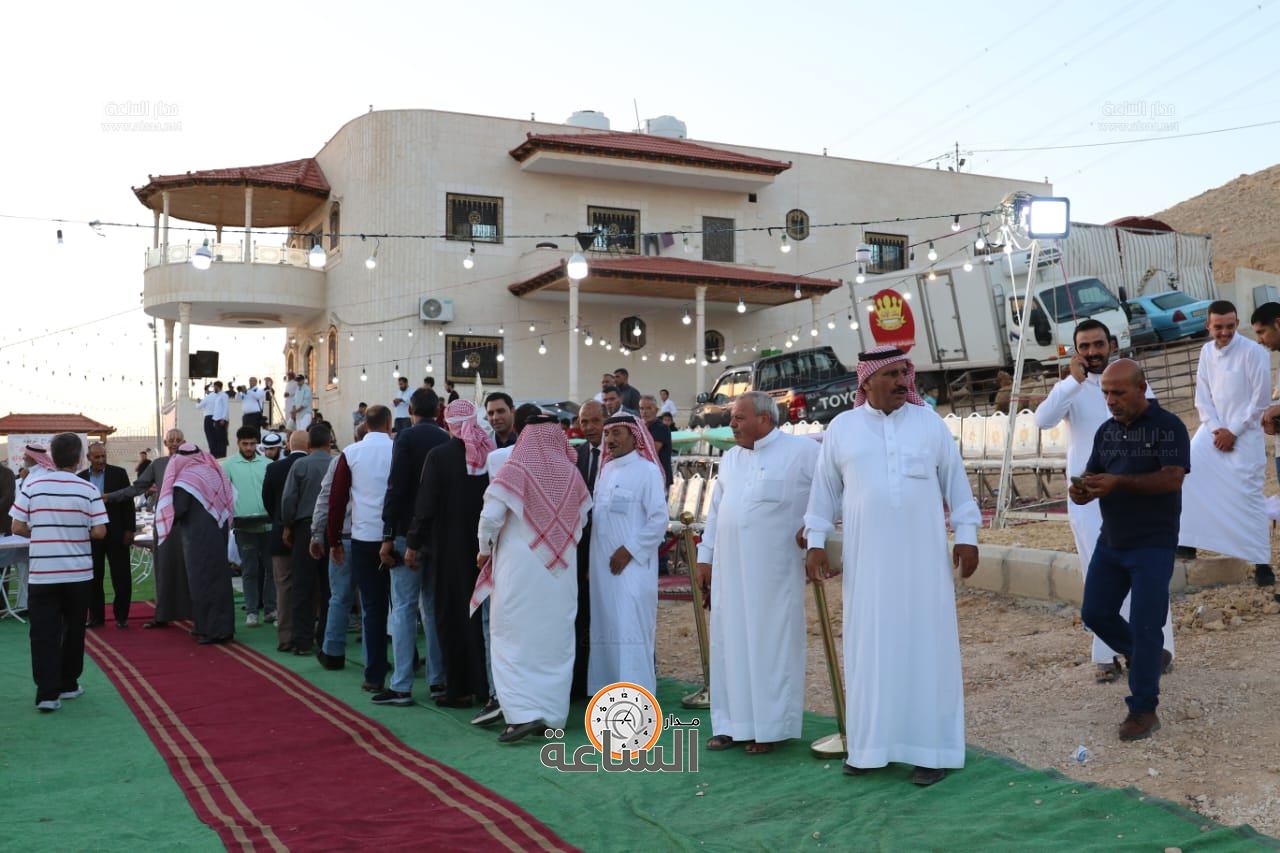 Madar Al-Saa Images 0.6392002680786771