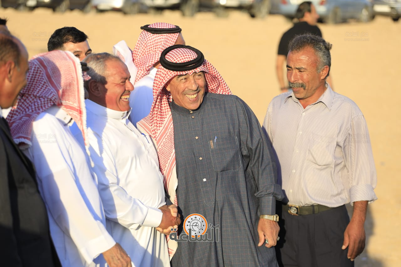 Madar Al-Saa Images 0.9621483276858643