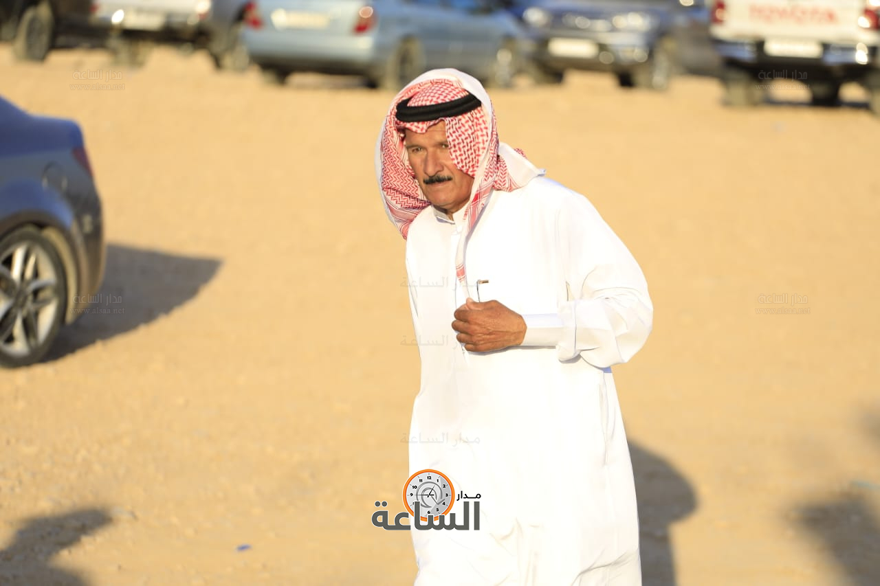 Madar Al-Saa Images 0.8741203049343784