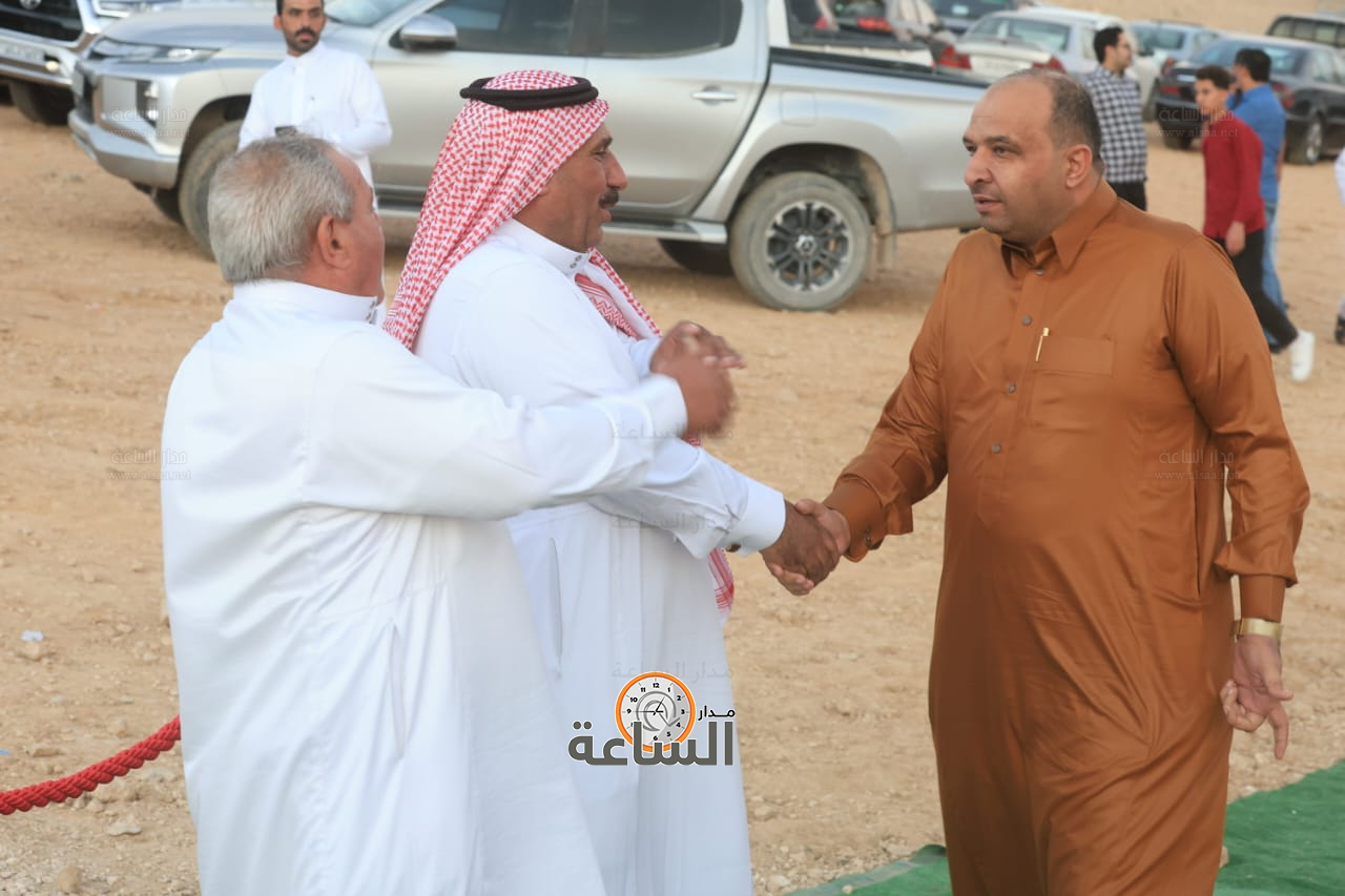 Madar Al-Saa Images 0.6649075323812973