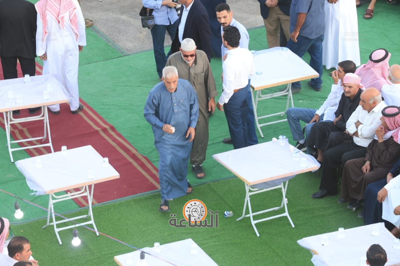 Madar Al-Saa Images 0.46870686538830775