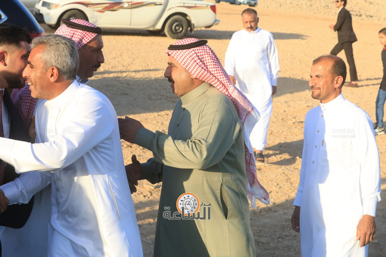 Madar Al-Saa Images 0.48009977225255185