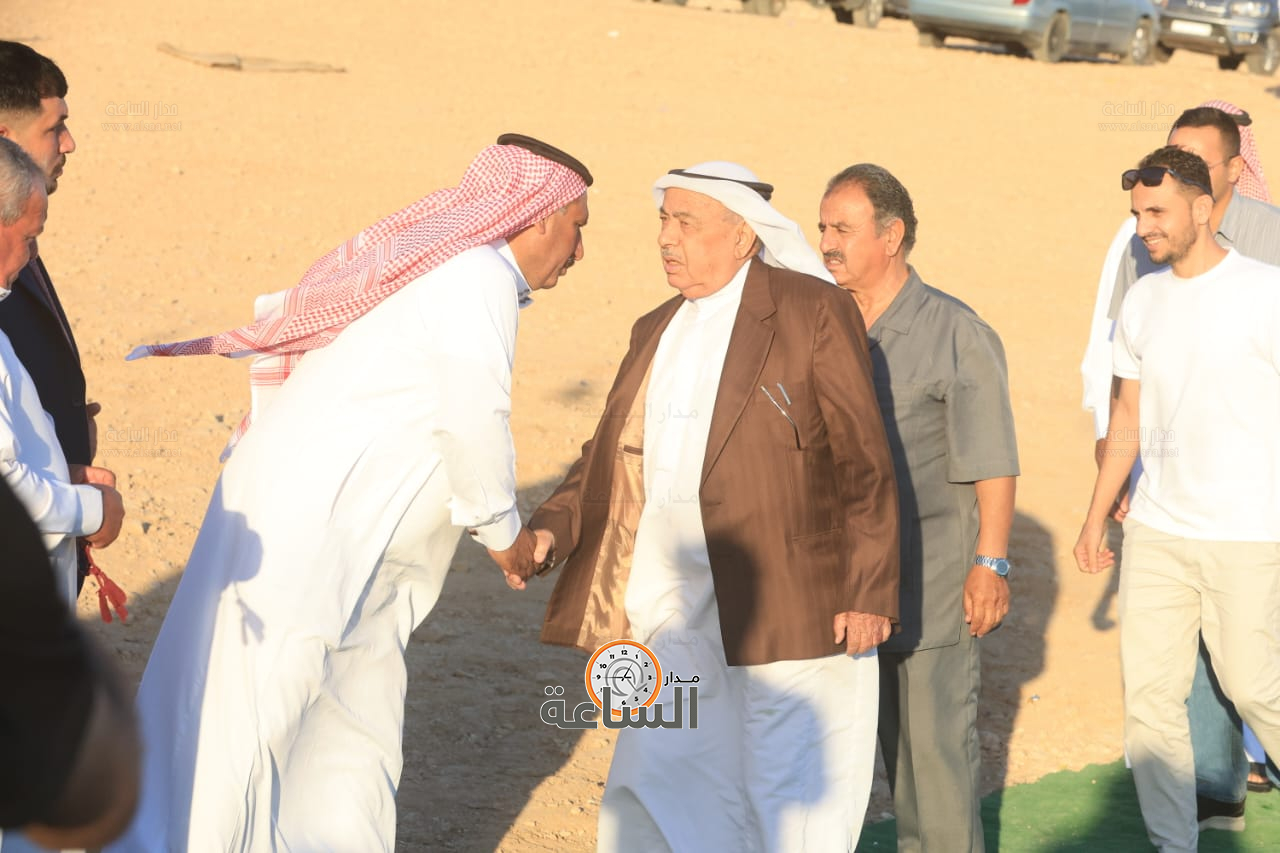 Madar Al-Saa Images 0.16393086727560247