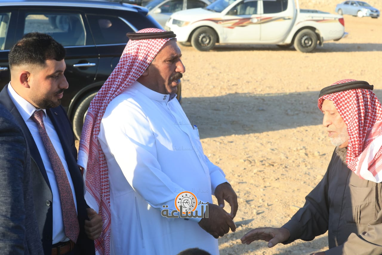 Madar Al-Saa Images 0.38117073718713723