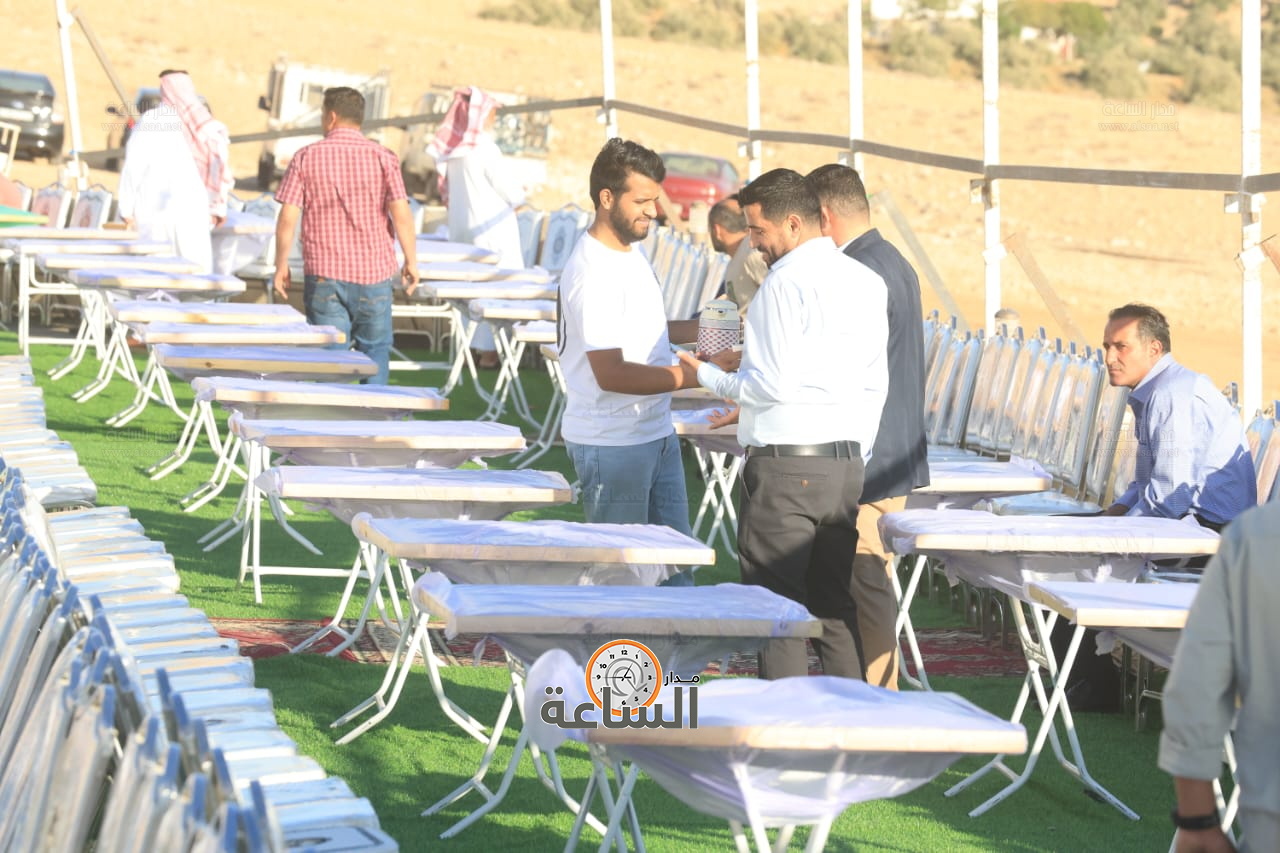 Madar Al-Saa Images 0.4594825423439338