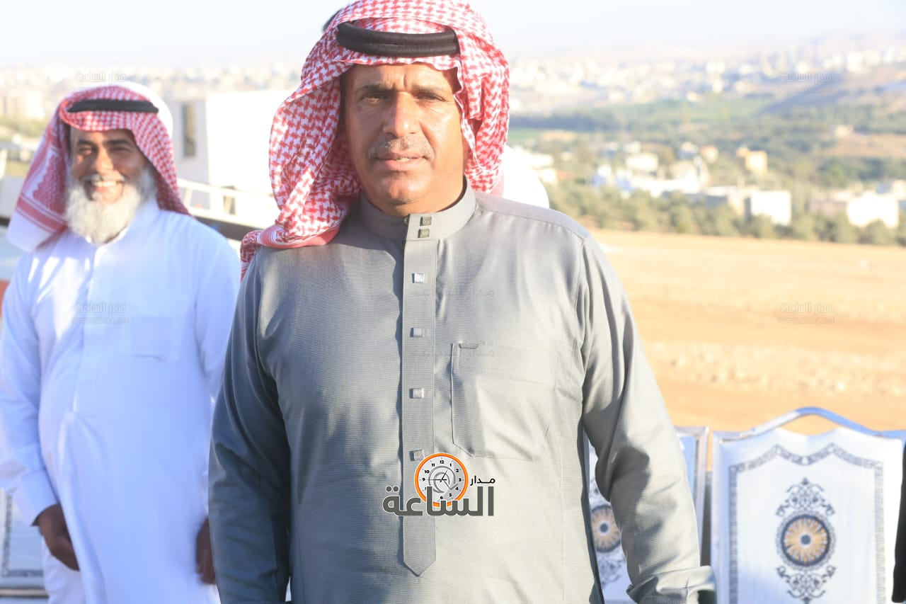 Madar Al-Saa Images 0.48296319072383875