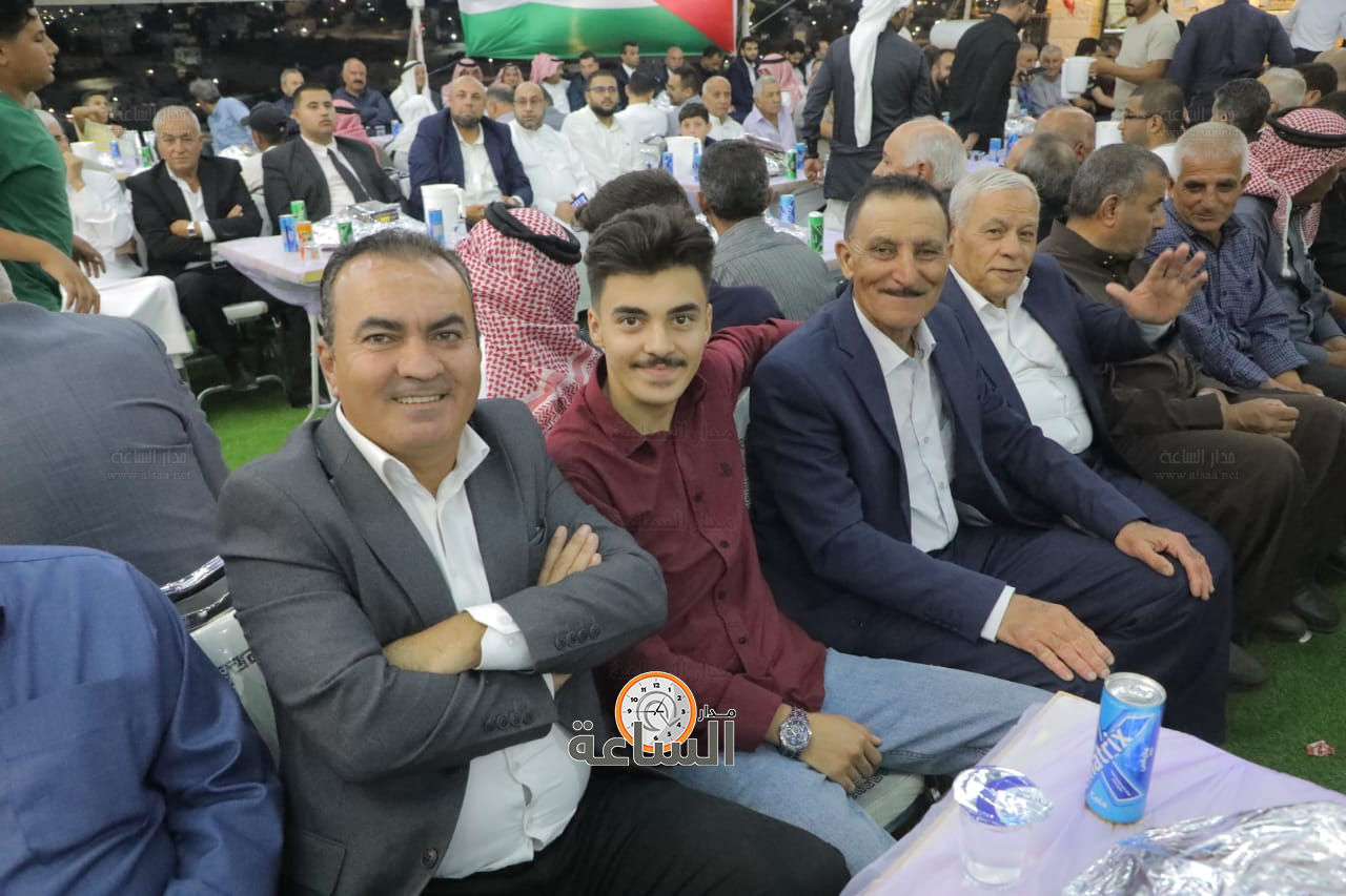 Madar Al-Saa Images 0.35788857279323416