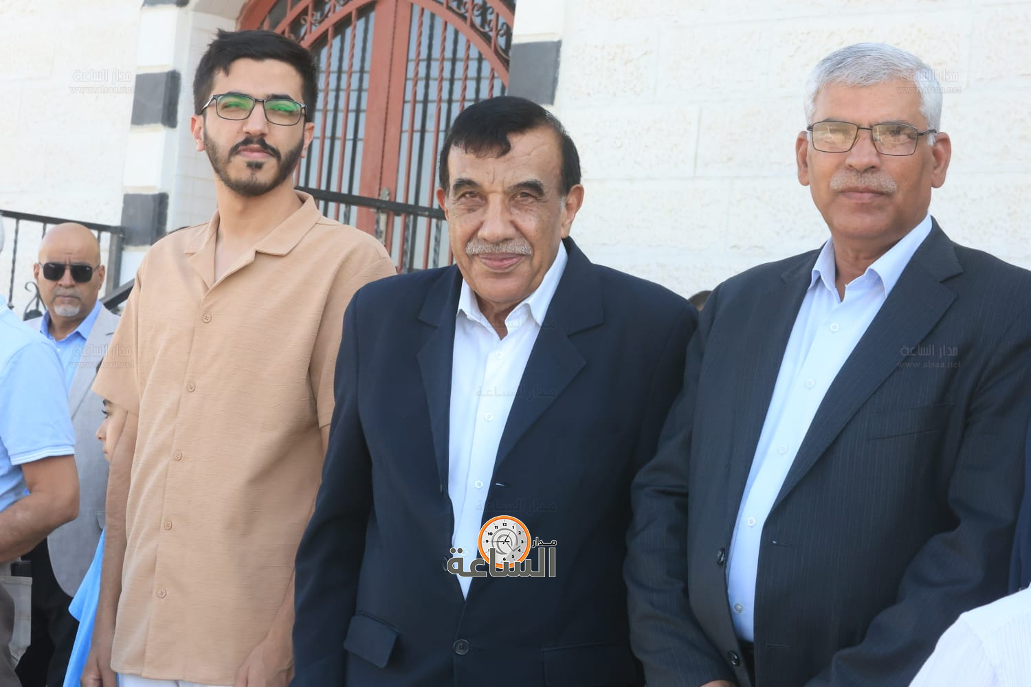 Madar Al-Saa Images 0.4500586631117309