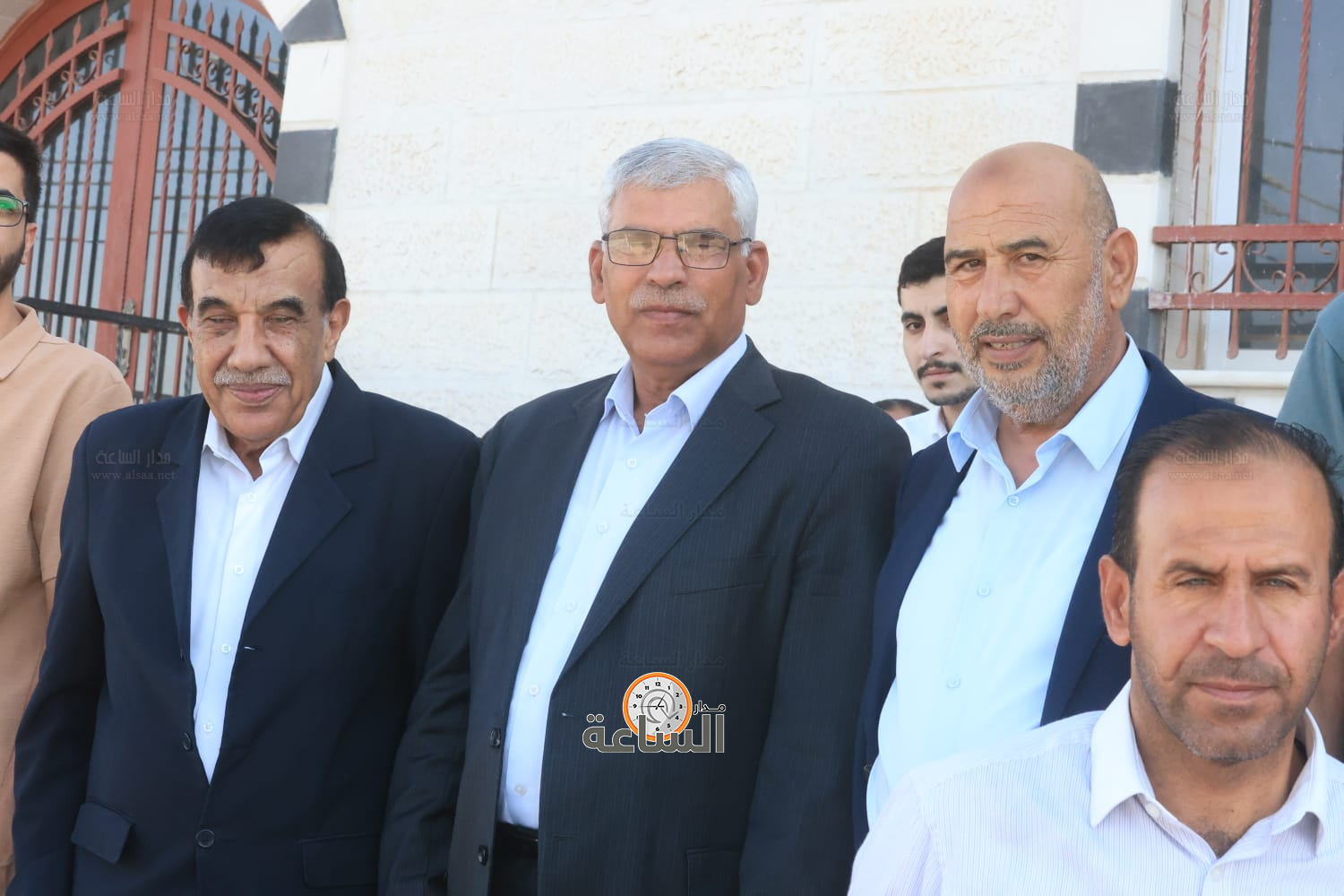 Madar Al-Saa Images 0.3703893165680281