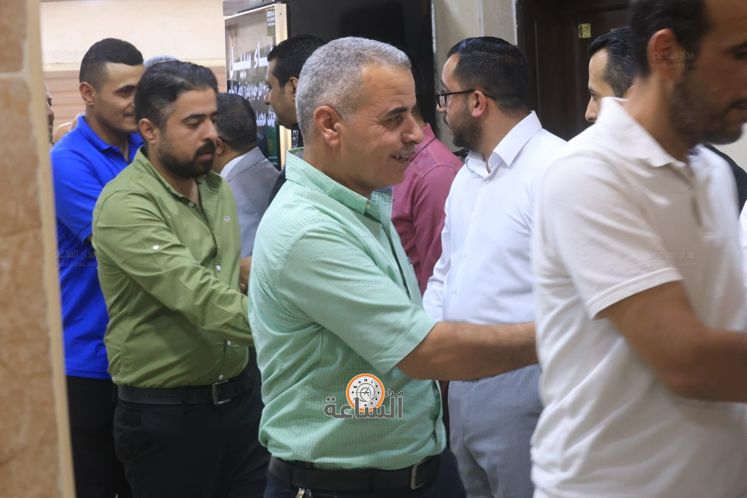 Madar Al-Saa Images 0.08459317286100365