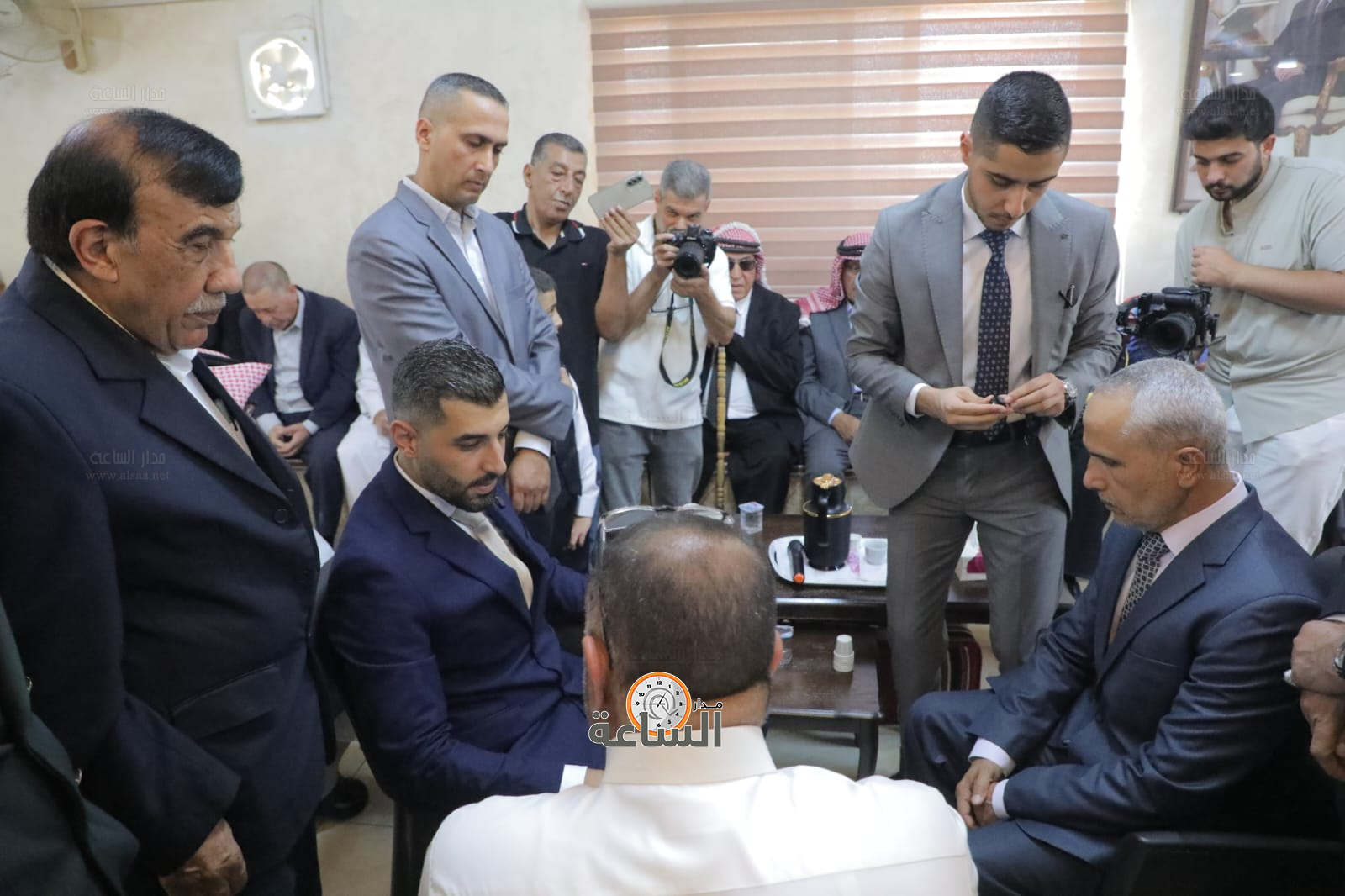 Madar Al-Saa Images 0.016636848067497212