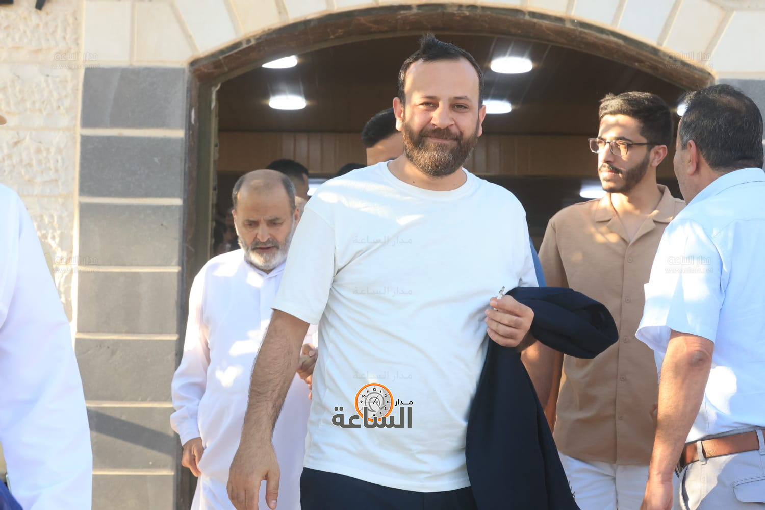 Madar Al-Saa Images 0.3590213991622022