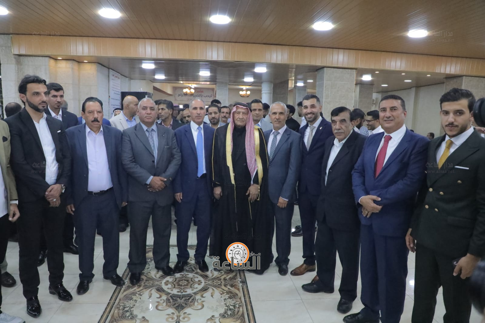 Madar Al-Saa Images 0.4896376396425175