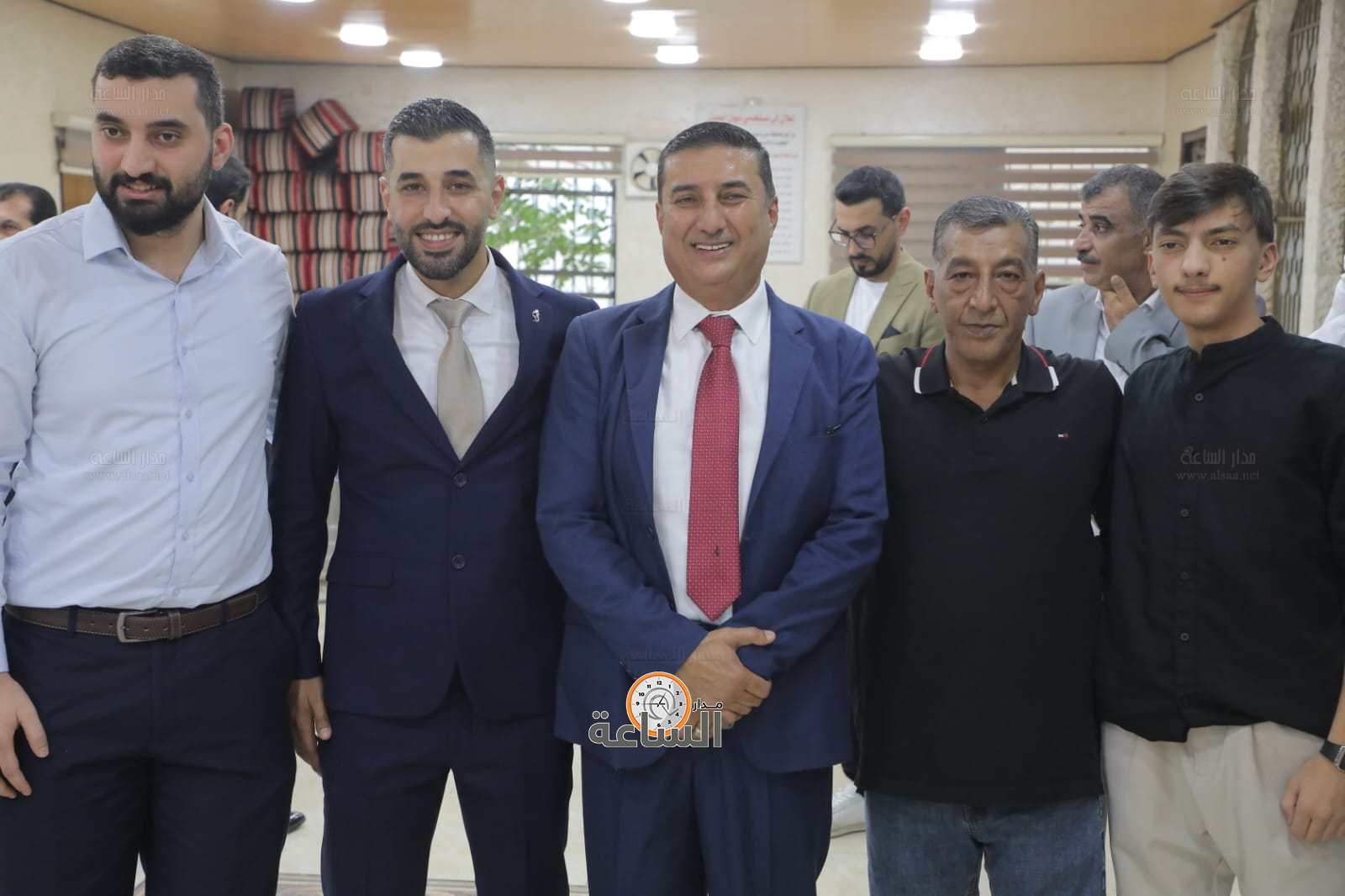 Madar Al-Saa Images 0.8408046937759674