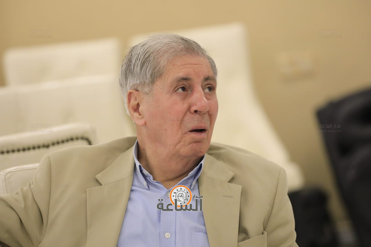 Madar Al-Saa Images 0.4507045292194132