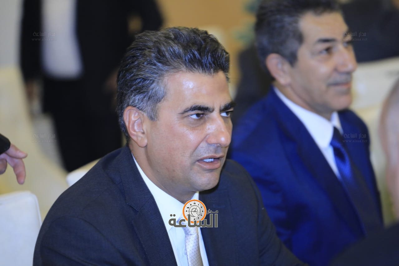 Madar Al-Saa Images 0.015824654059899523