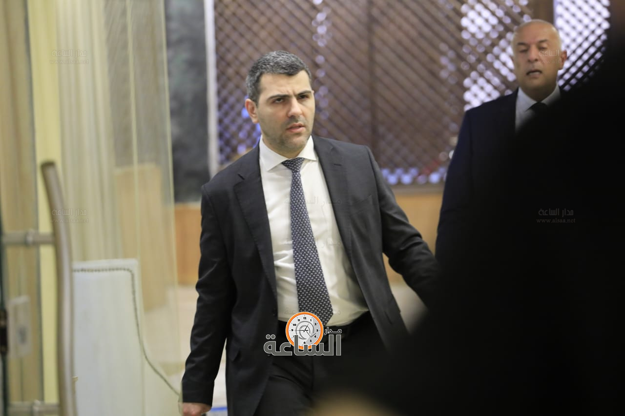 Madar Al-Saa Images 0.4396589249205084