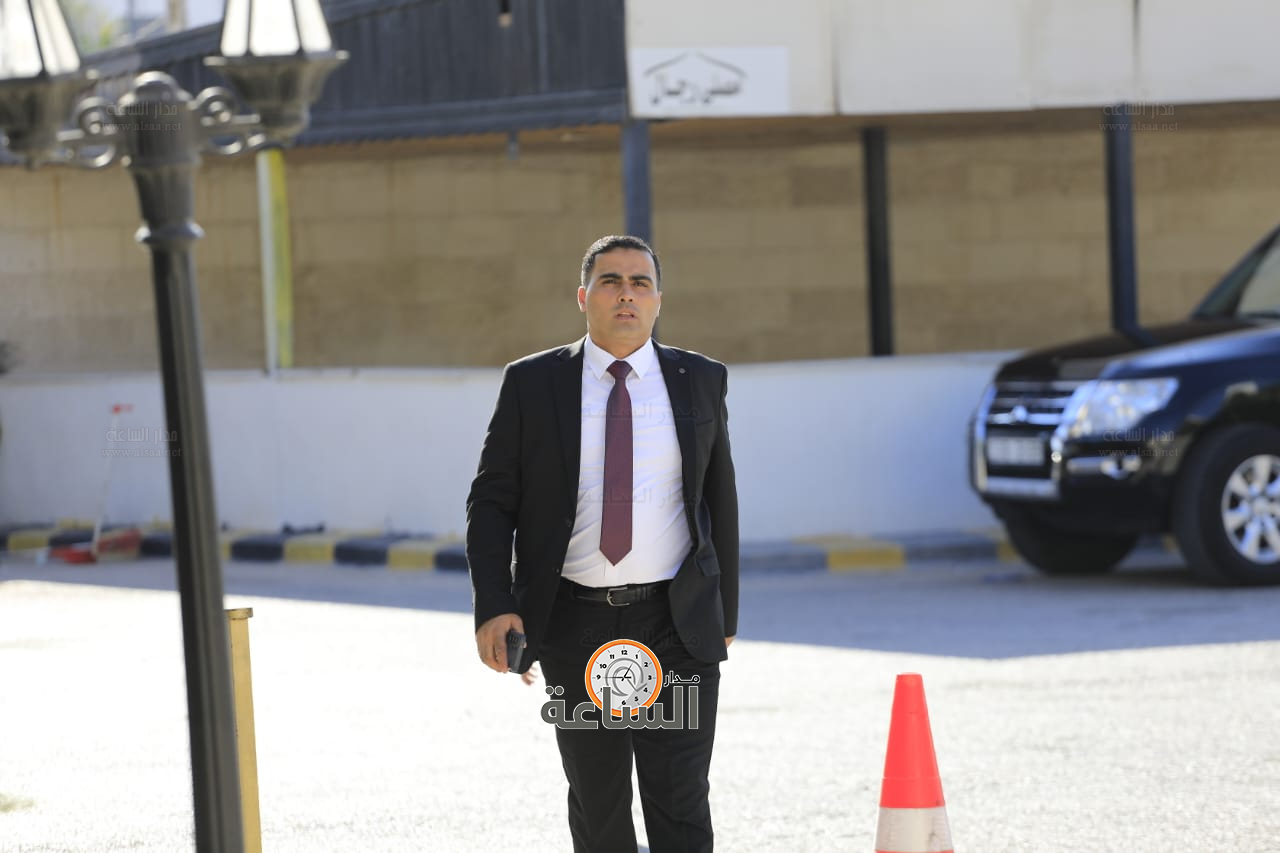 Madar Al-Saa Images 0.6200408633887782