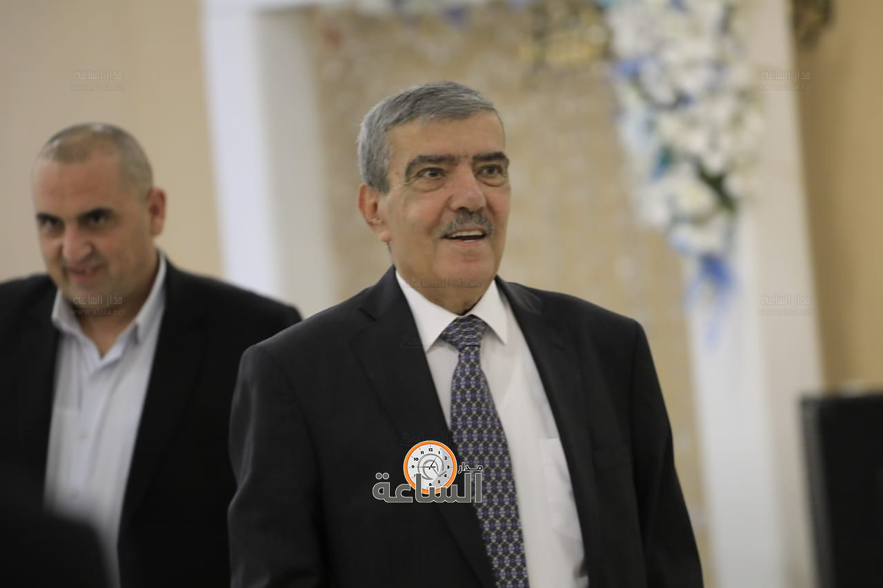 Madar Al-Saa Images 0.47653063191896483