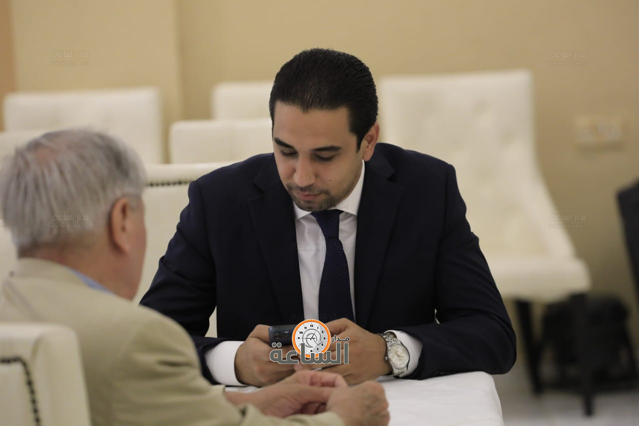 Madar Al-Saa Images 0.03496263864834881