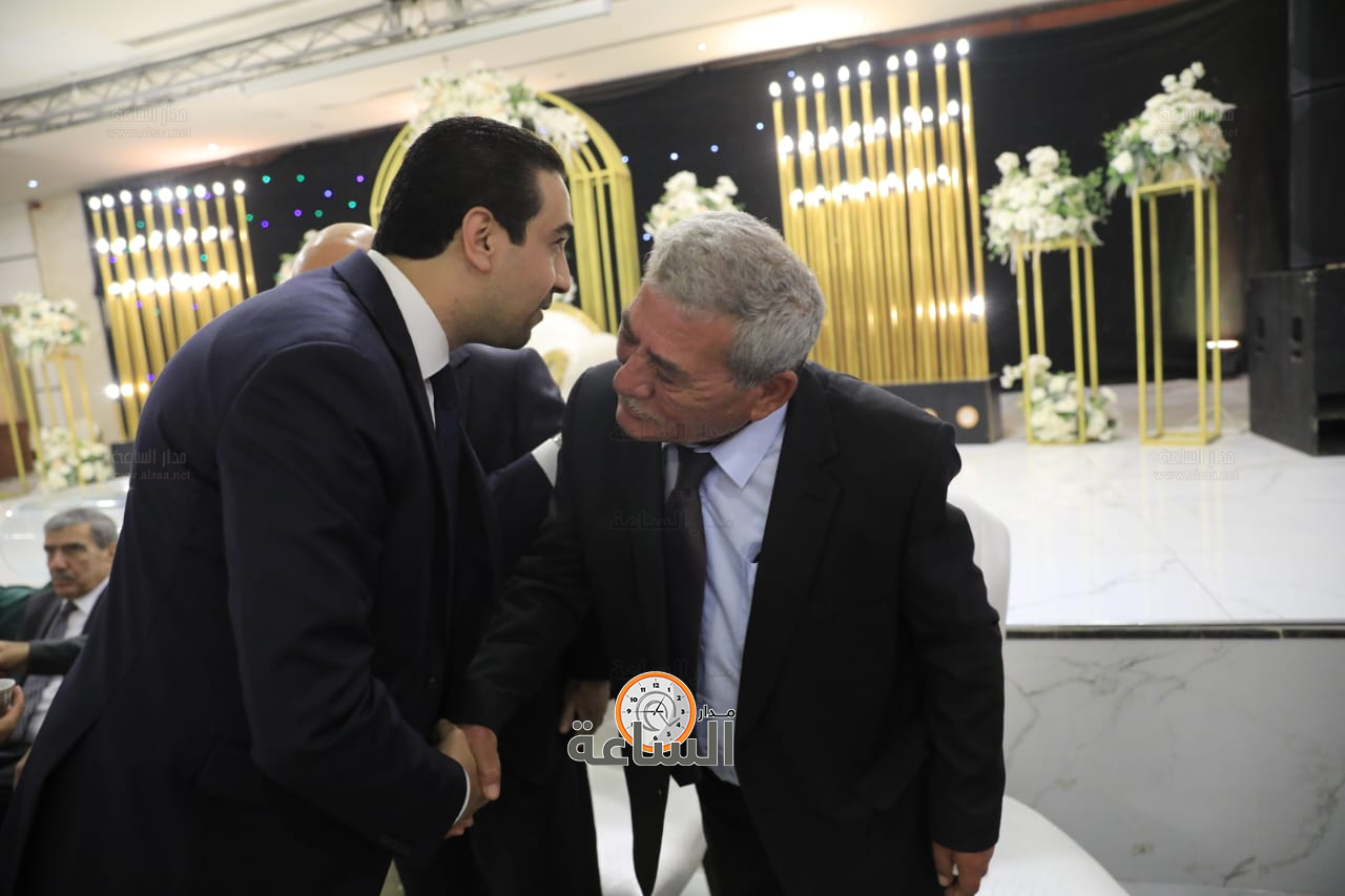 Madar Al-Saa Images 0.7926445448208496