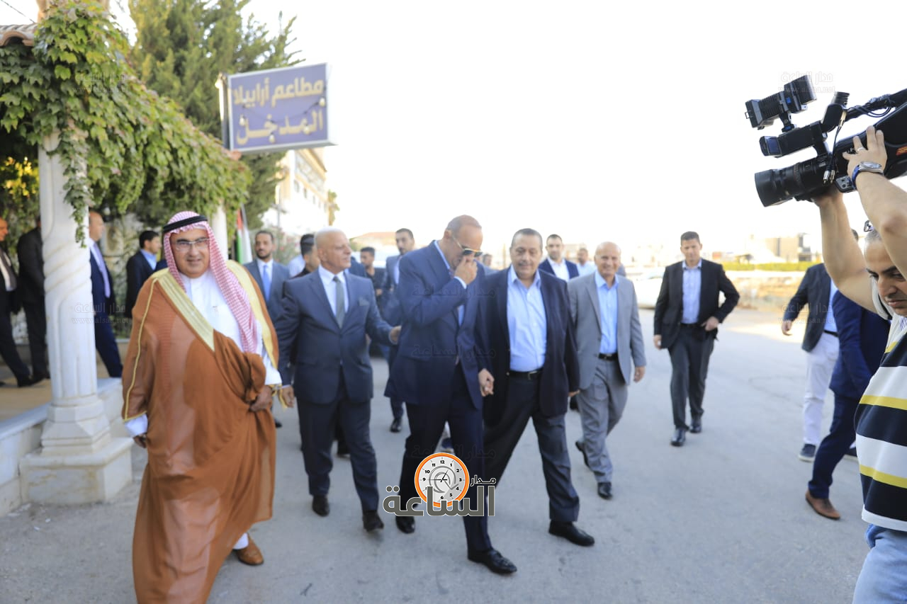 Madar Al-Saa Images 0.6846272660142666