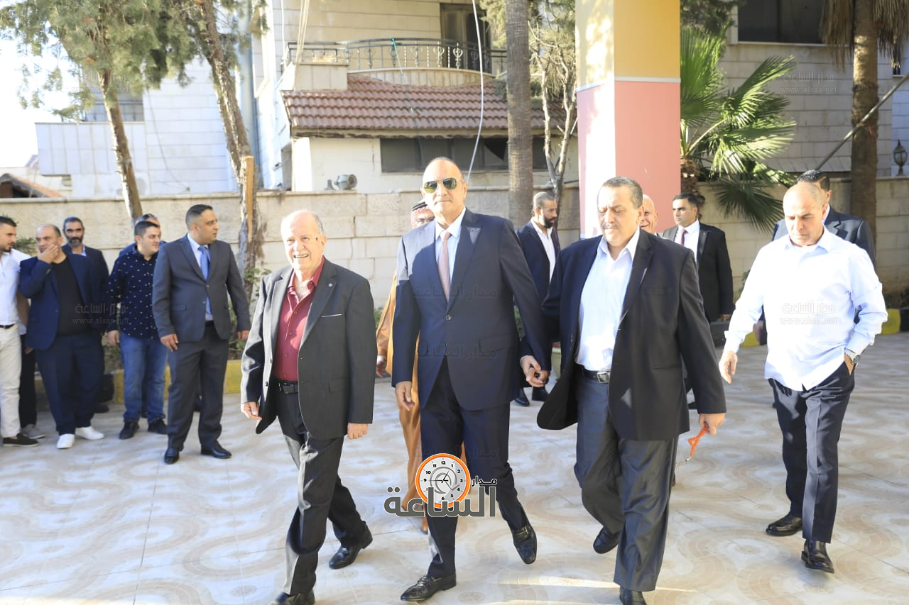 Madar Al-Saa Images 0.6998460218222617