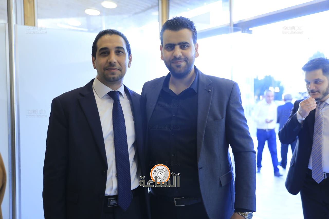 Madar Al-Saa Images 0.43897080382125553