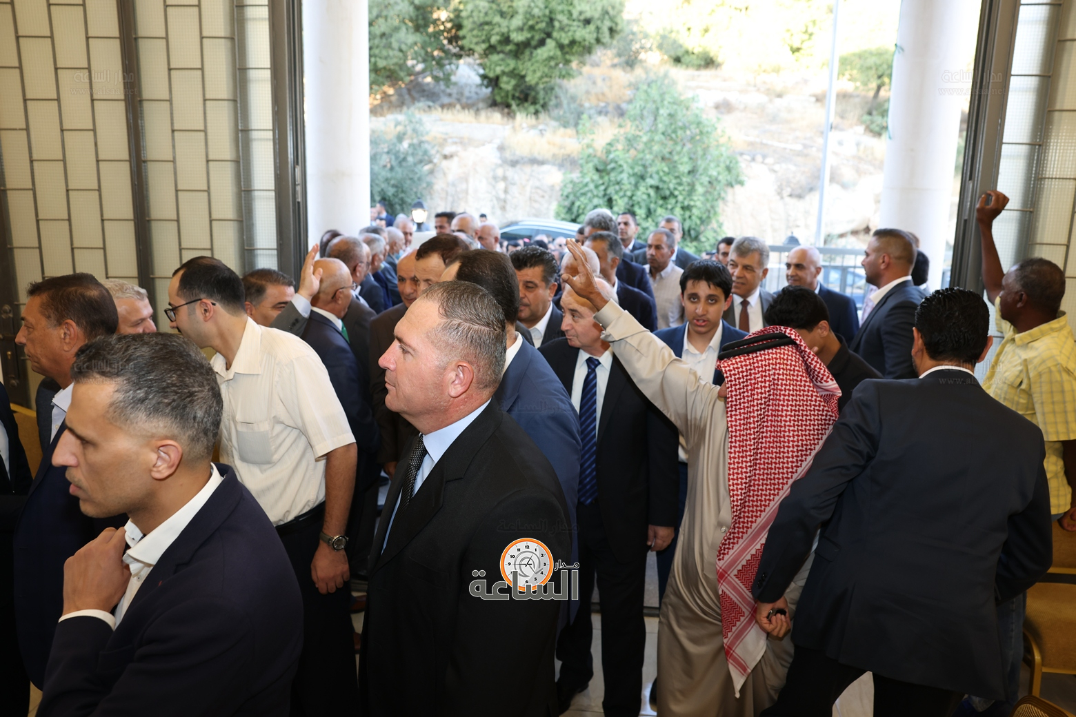 Madar Al-Saa Images 0.4594740845057339