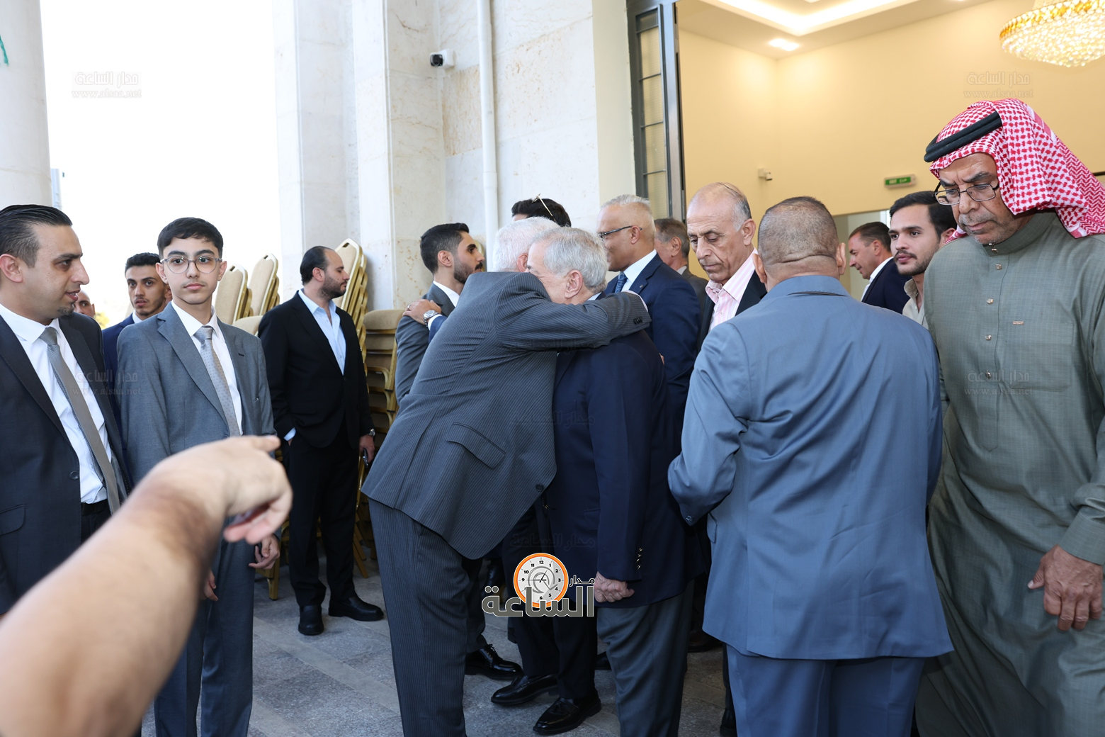 Madar Al-Saa Images 0.5236523593394494