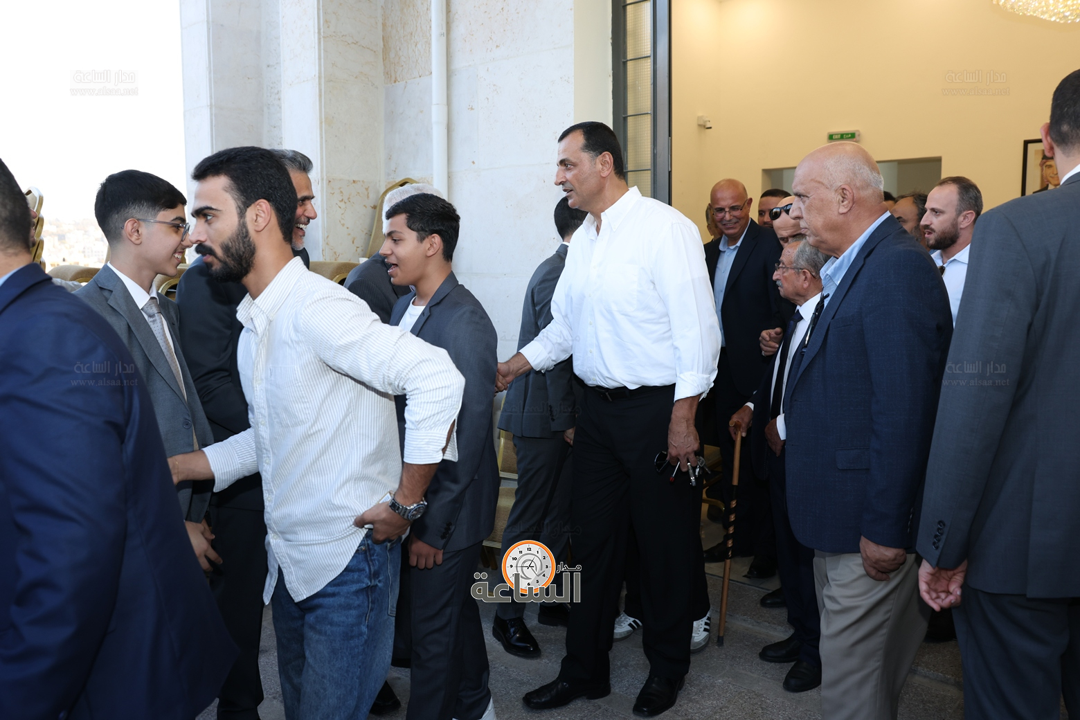 Madar Al-Saa Images 0.8880411082567189