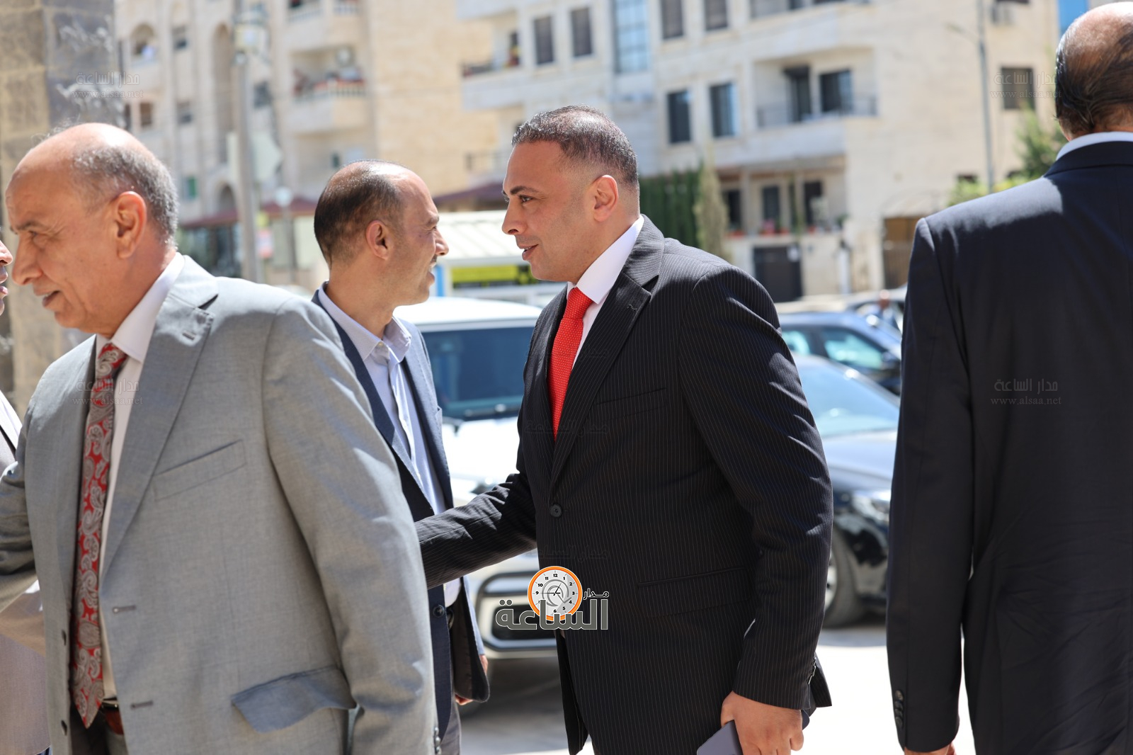 Madar Al-Saa Images 0.20507436722306682