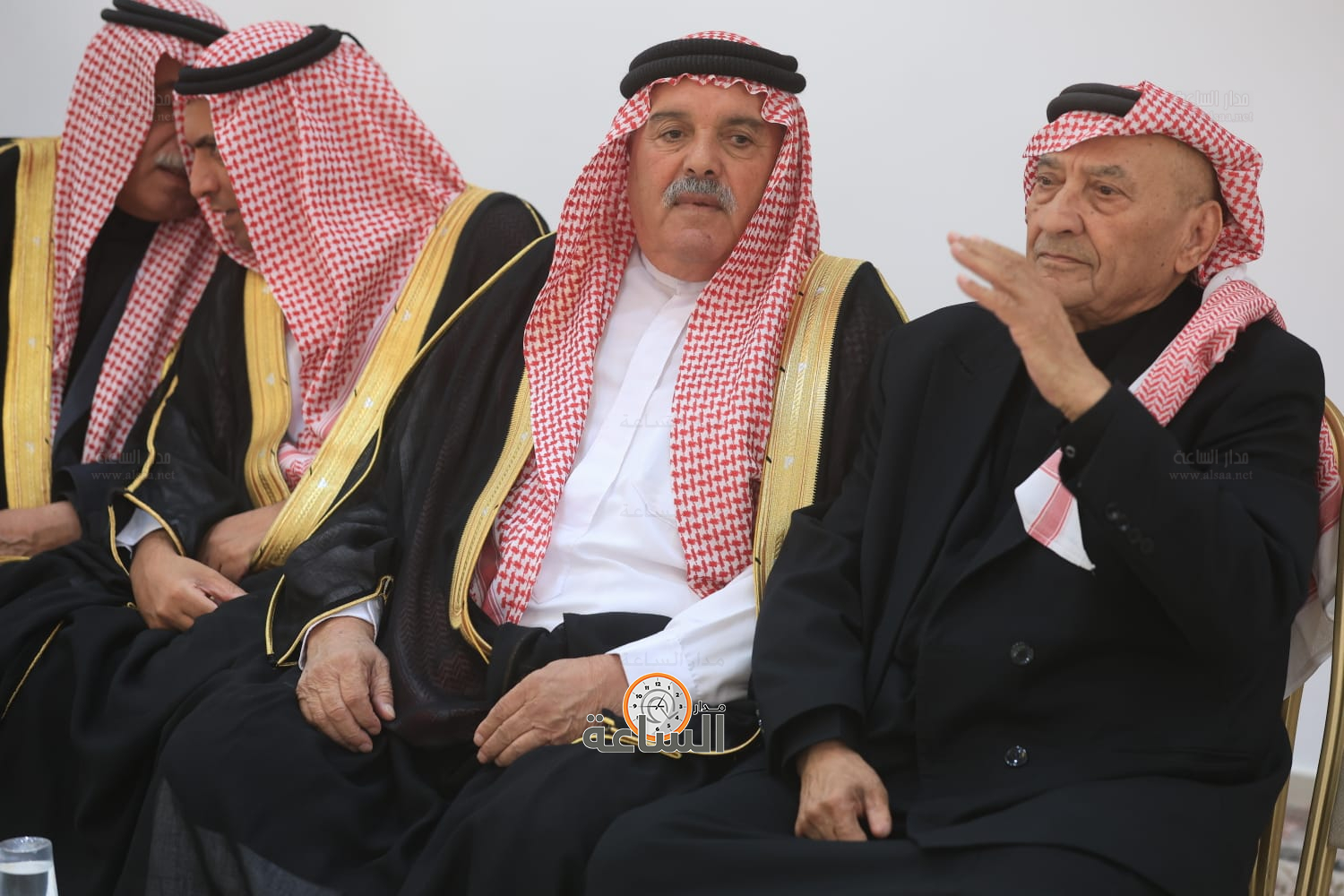 Madar Al-Saa Images 0.7186955308885943