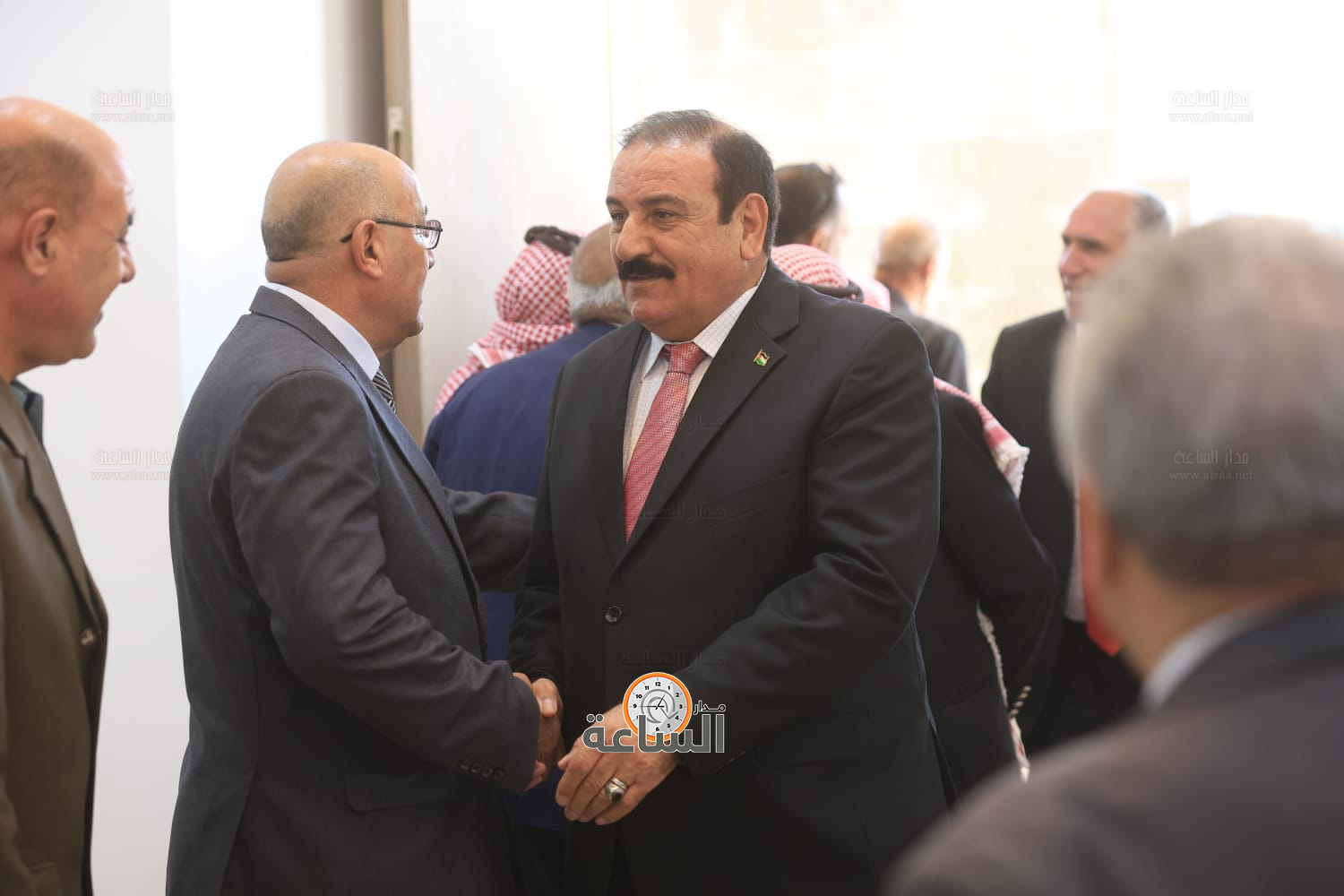 Madar Al-Saa Images 0.48819413169112924