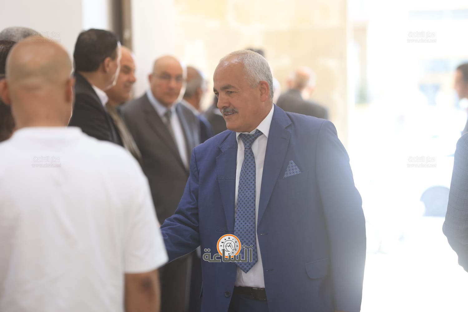 Madar Al-Saa Images 0.7608982464485022