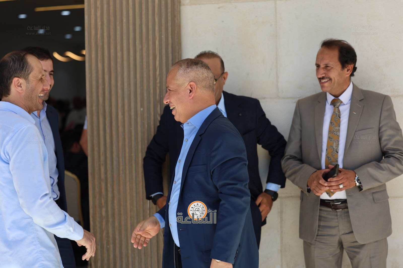 Madar Al-Saa Images 0.9420068753754978