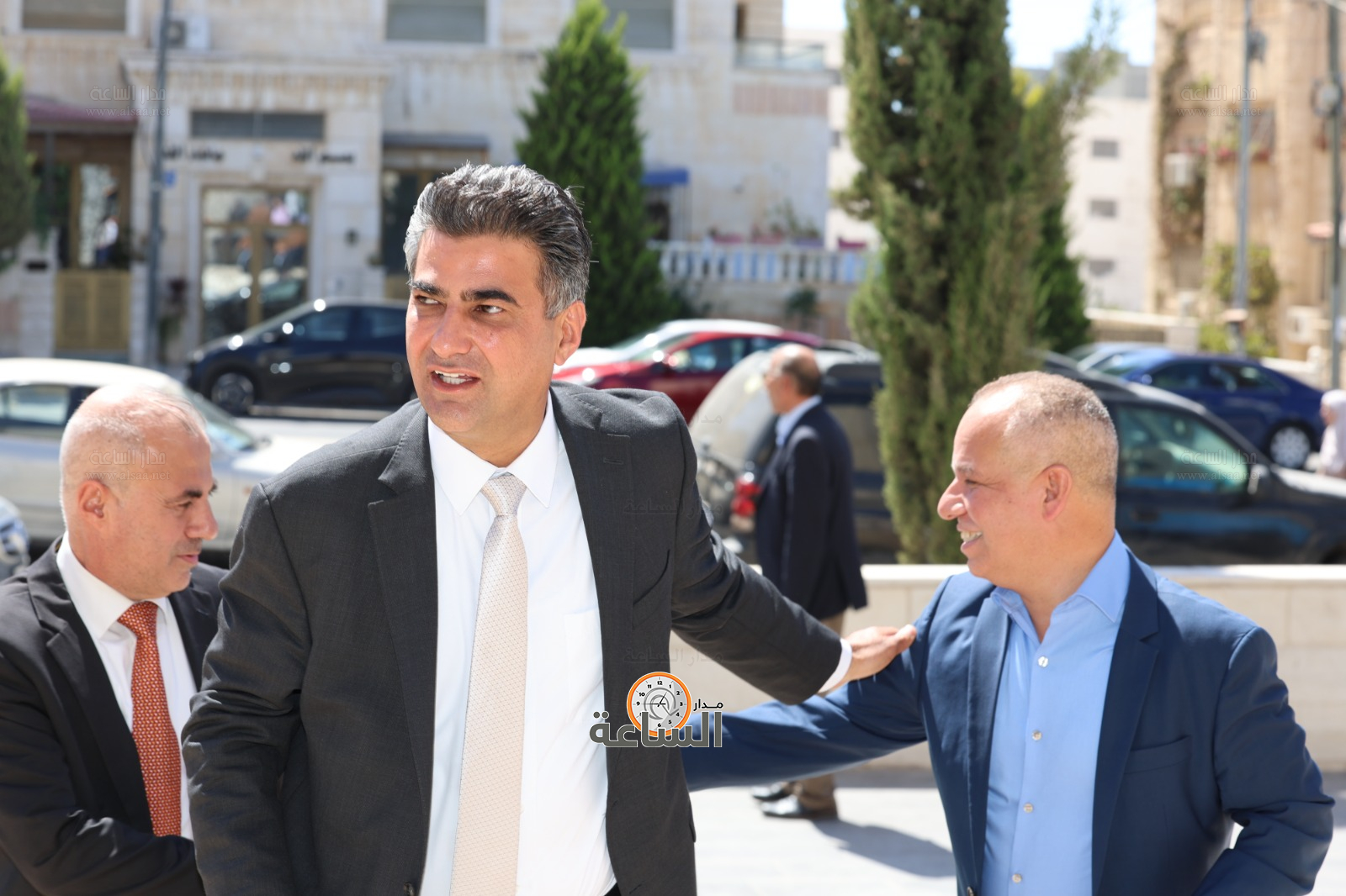 Madar Al-Saa Images 0.9847060519305969