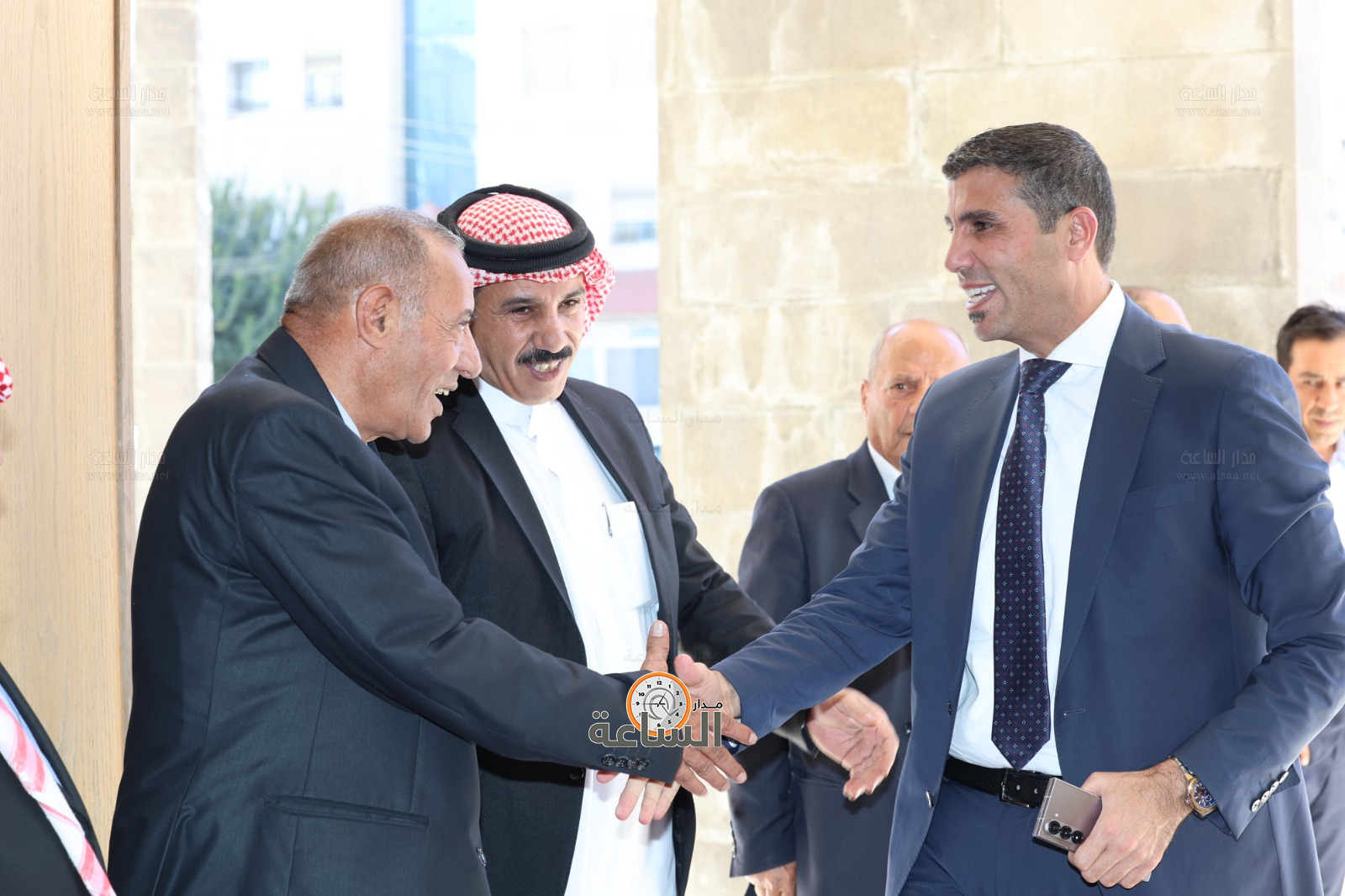 Madar Al-Saa Images 0.8891026222526698