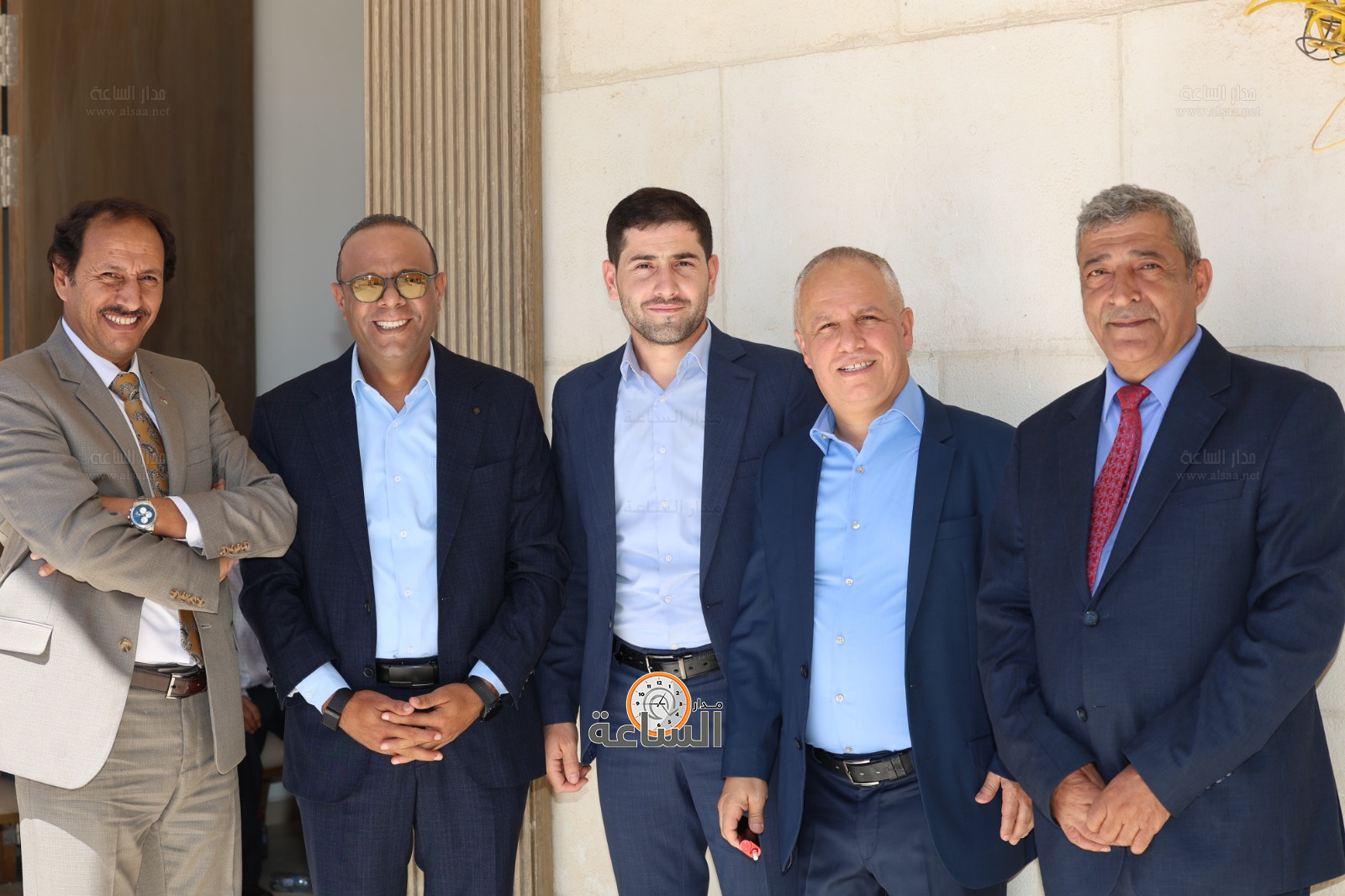 Madar Al-Saa Images 0.2282345255982584