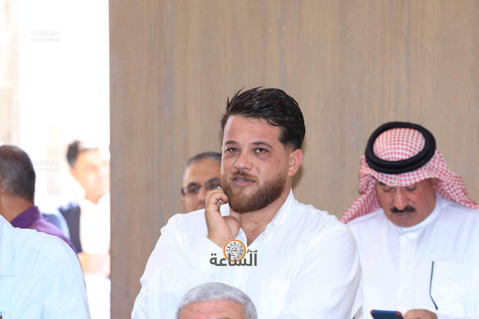 Madar Al-Saa Images 0.4455432887854113