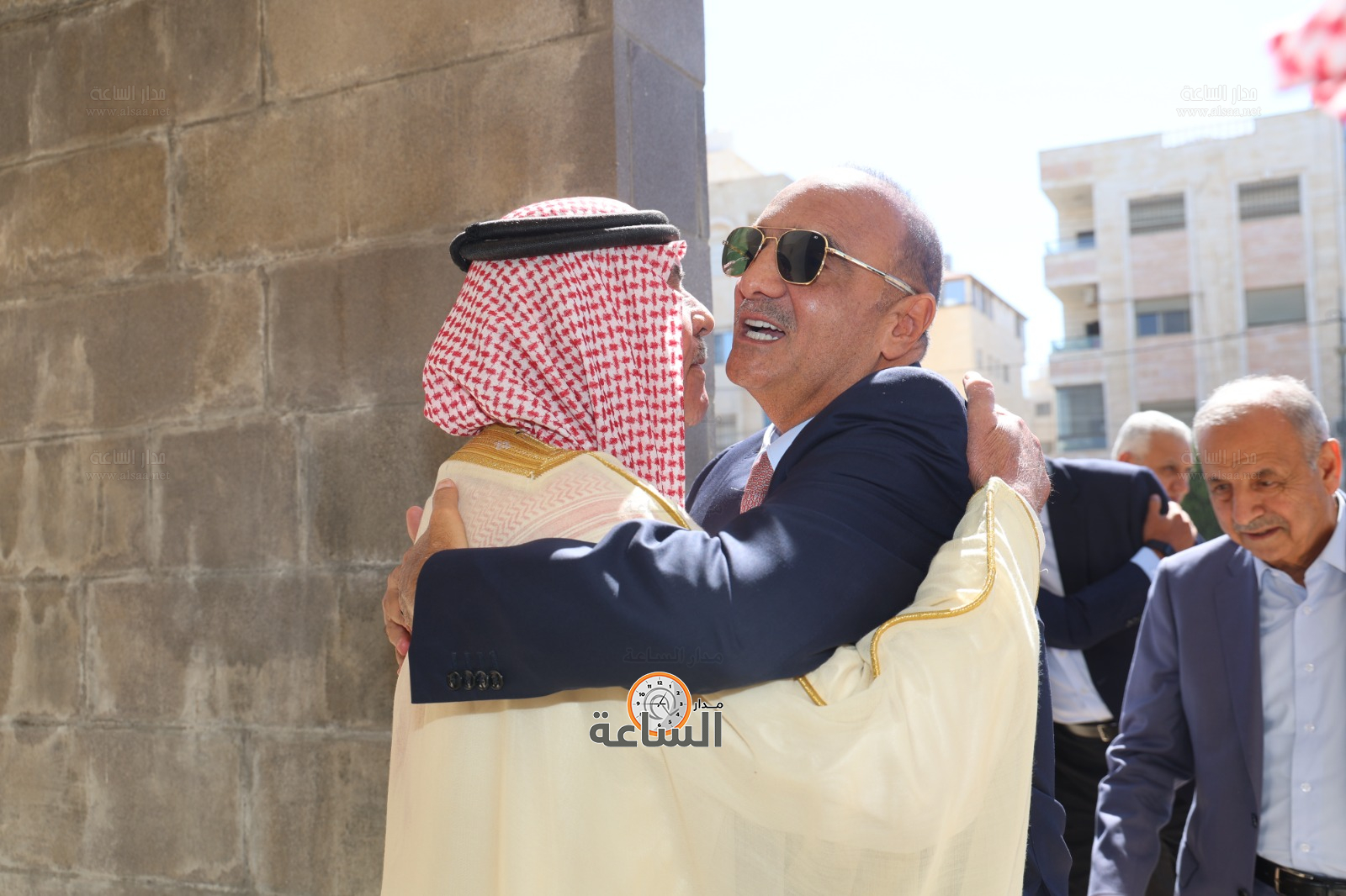 Madar Al-Saa Images 0.6806091161687821