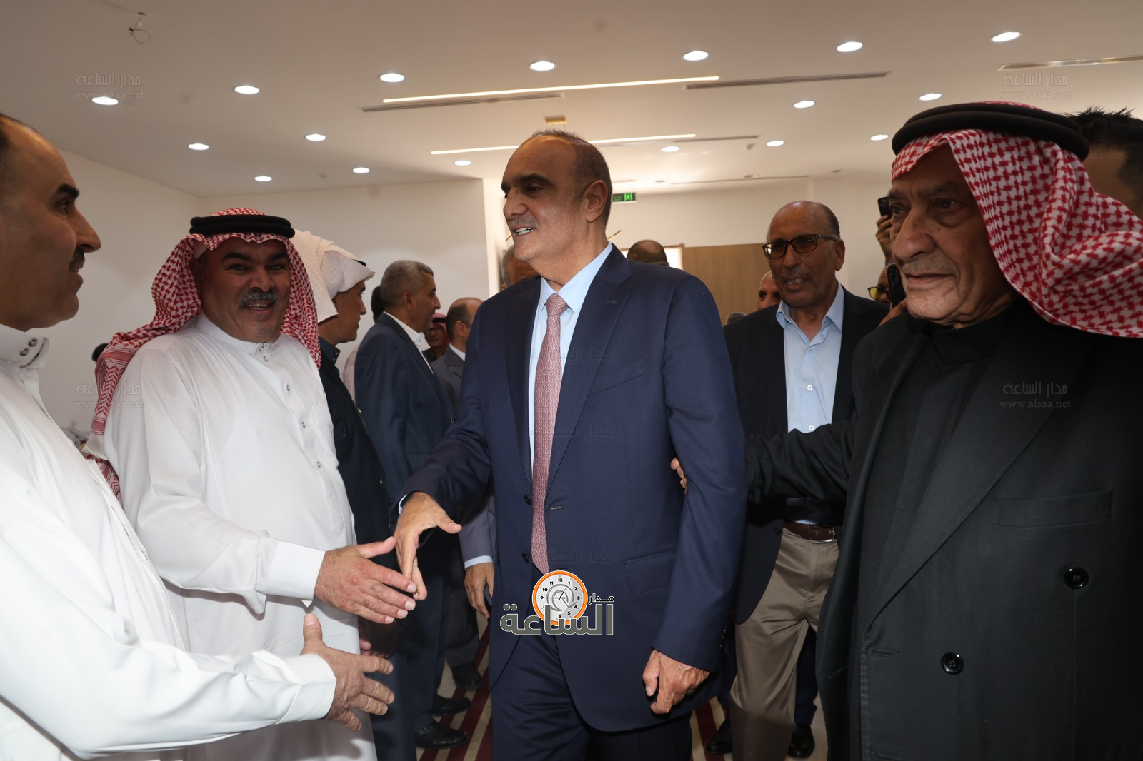 Madar Al-Saa Images 0.9798541209223928